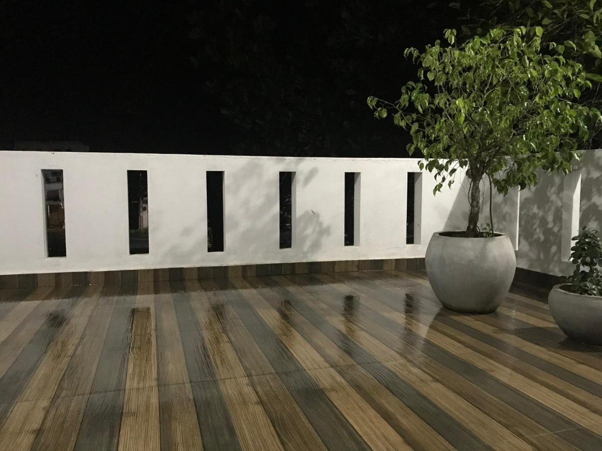 Apartamento The Dalawella Porch House Galle Exterior foto