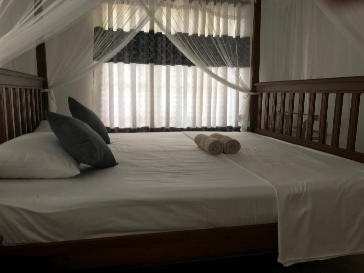 Apartamento The Dalawella Porch House Galle Exterior foto
